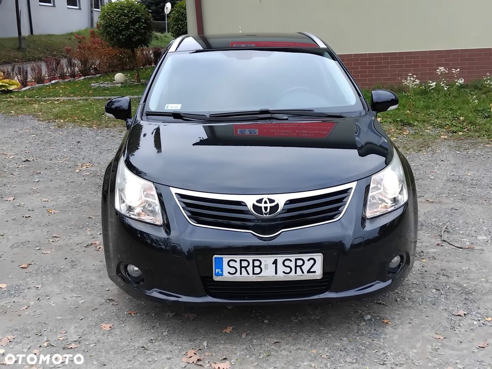 Toyota Avensis 1.8 Sol NAVI - 13