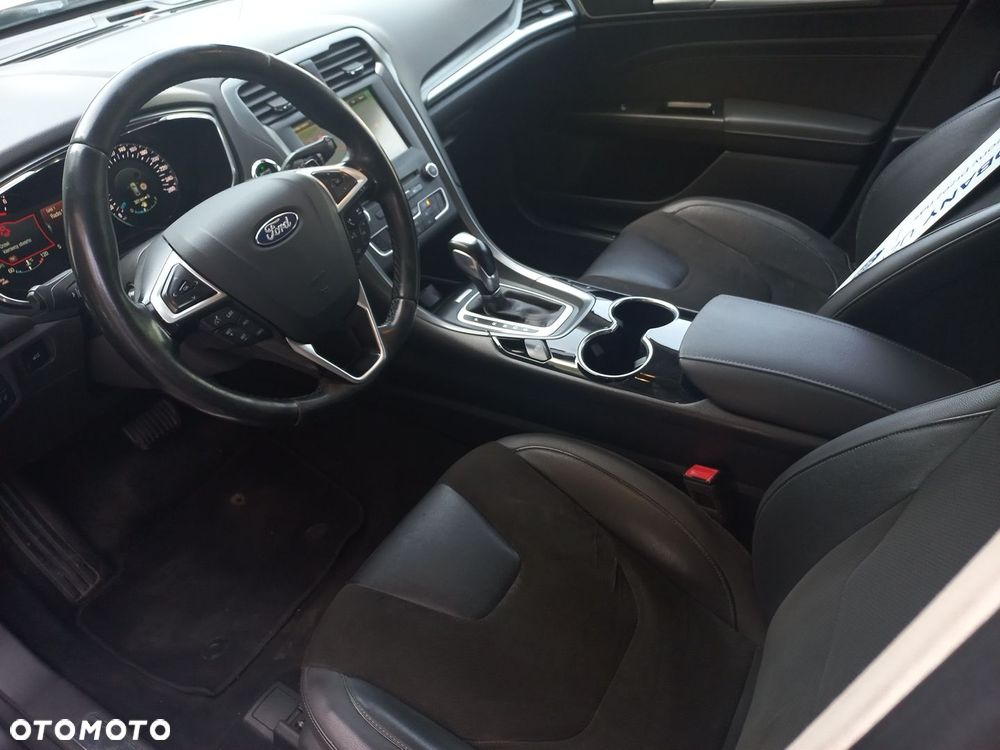 Ford Mondeo 2.0 TDCi Titanium PowerShift - 20