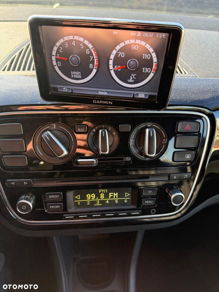 Volkswagen up! club - 14