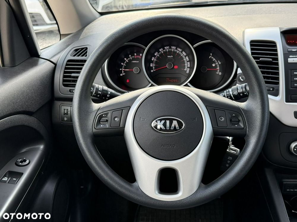 Kia Venga 1.4 CRDi M - 22