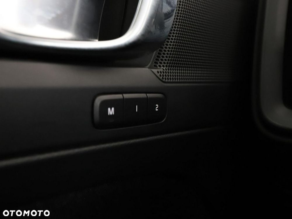 Volvo XC 40 D3 AWD - 36