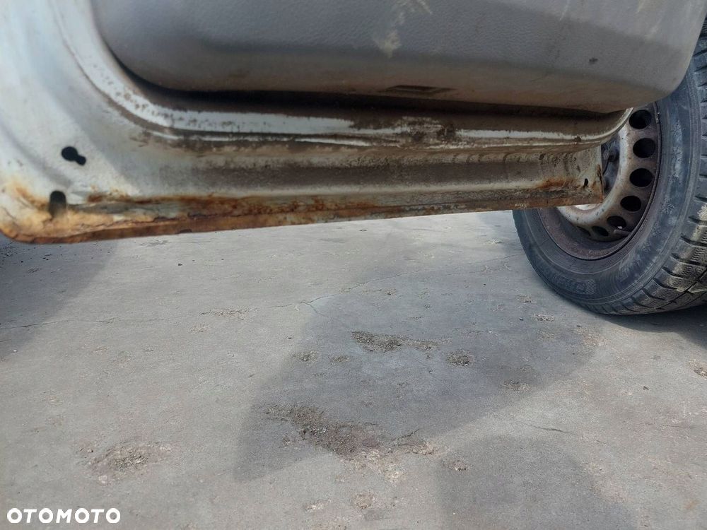 DRZWI GOŁE LEWY PRZÓD MERCEDES-BENZ SPRINTER II W906 9147 - 3