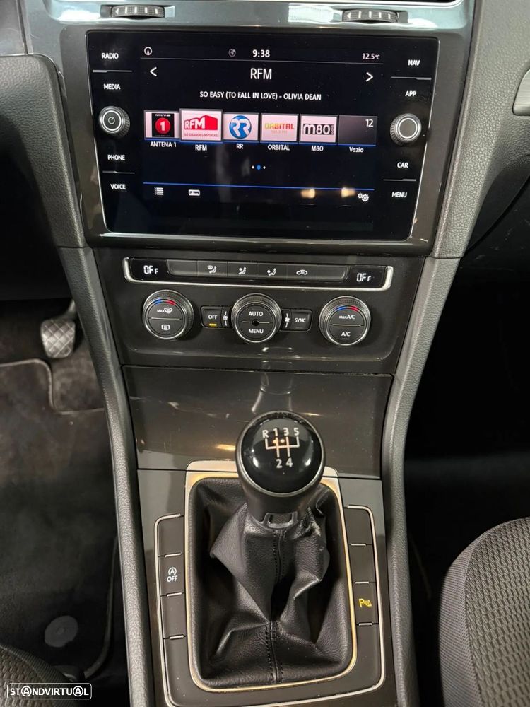 VW Golf Variant 1.6 TDi Confortline - 11