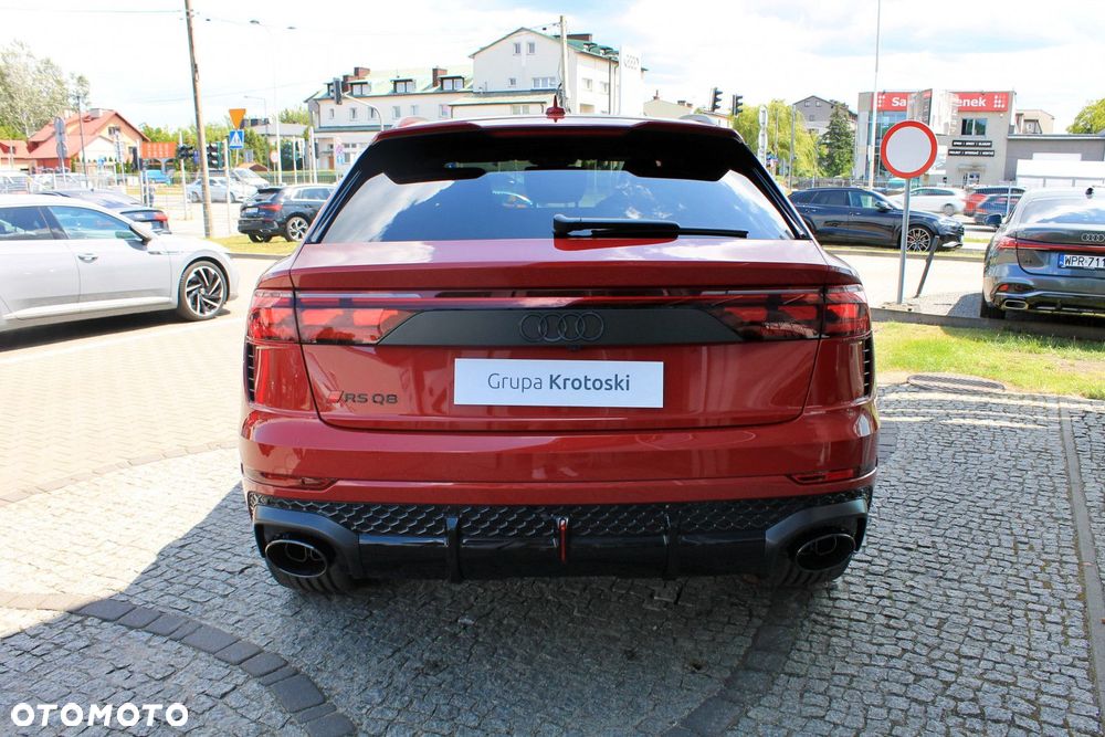 Audi RS Q8 - 4