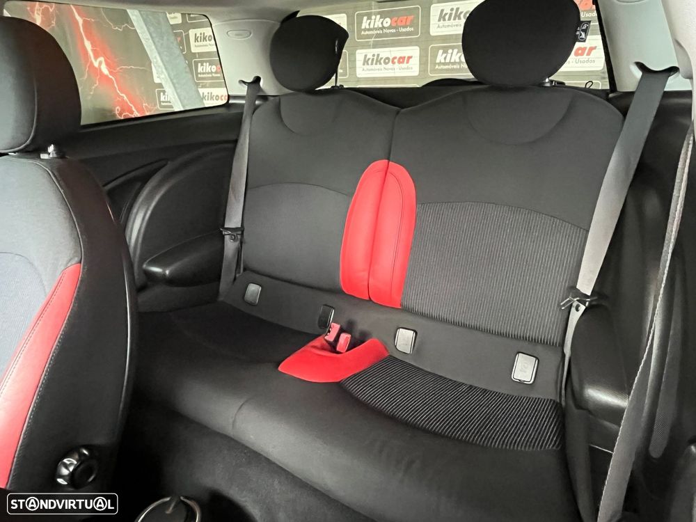 MINI 3 Portas Cooper S - 35