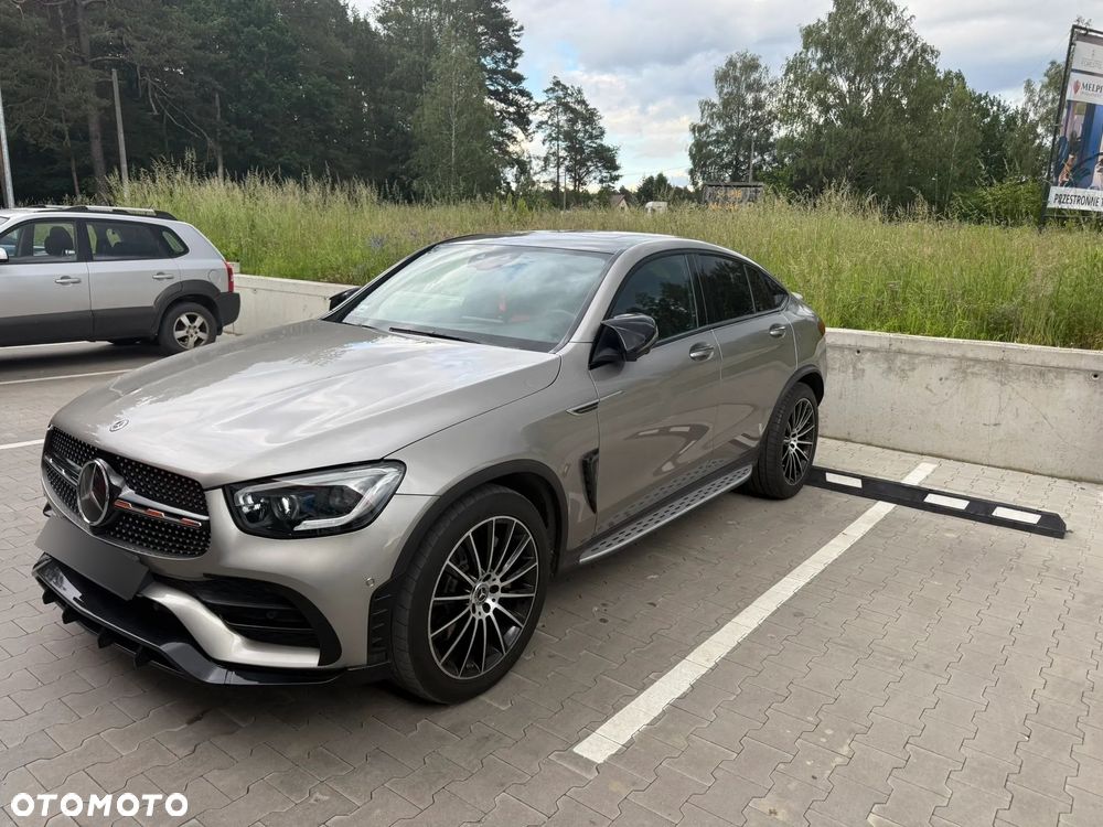 Mercedes-Benz GLC 200 4-Matic - 4