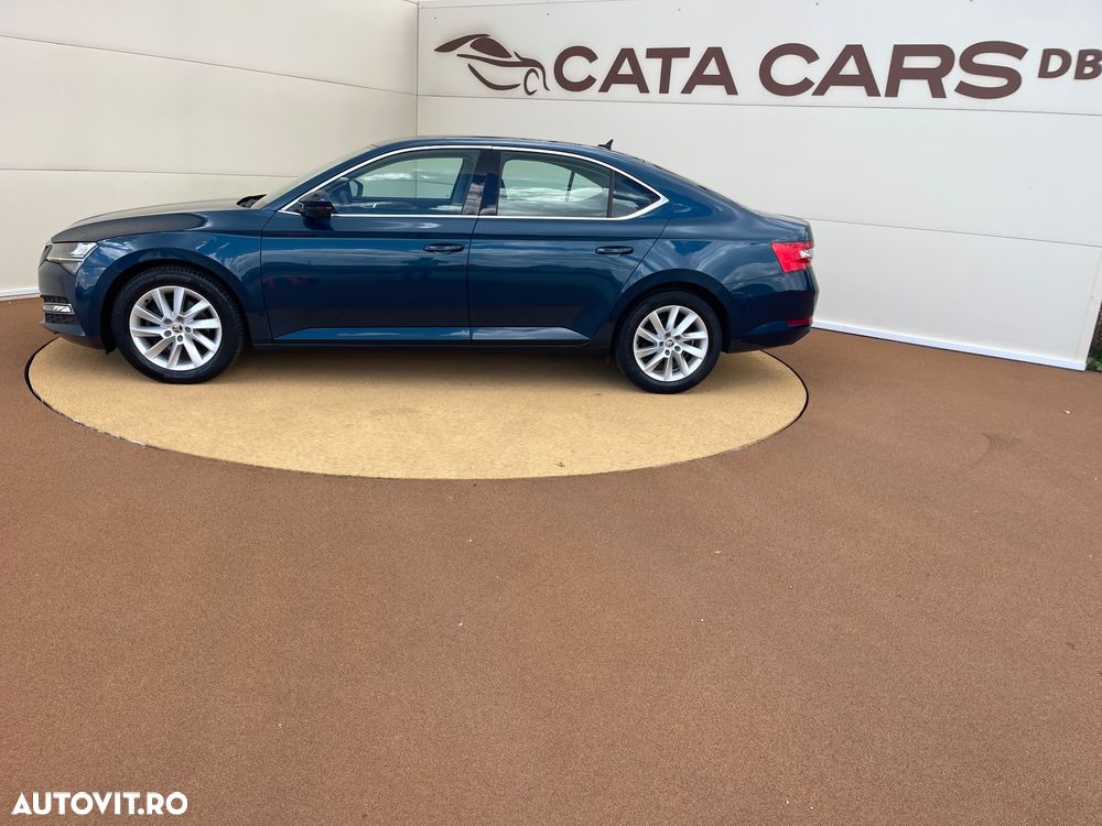 Skoda Superb 2.0 TDI DSG Premium Edition - 7
