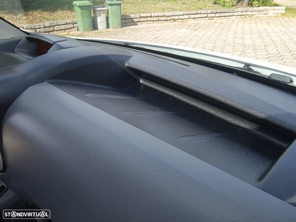 Citroën Berlingo XL (Longa) 1.6 Hdi 100cv 3 lugares 5 portas - 38