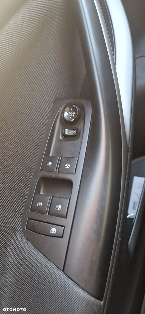 Opel Astra 1.6 D Start/Stop Business - 10