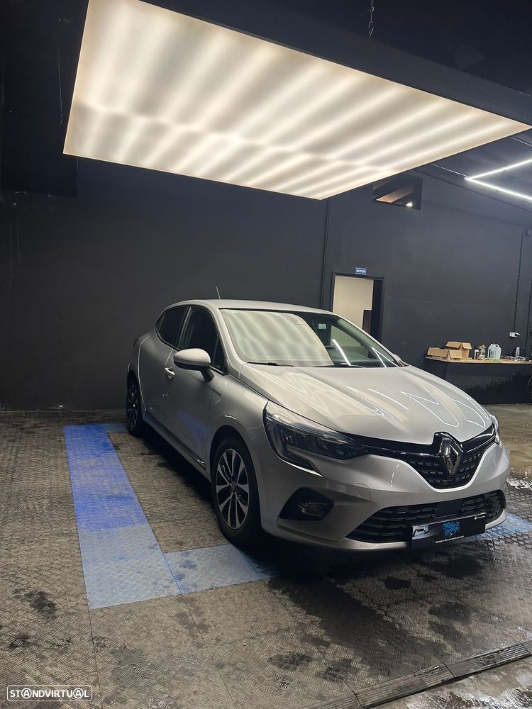 Renault Clio - 6