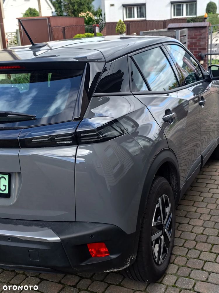 Peugeot 2008 50kWh Allure - 21