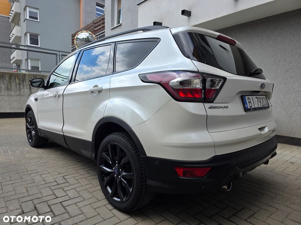 Ford Escape - 9