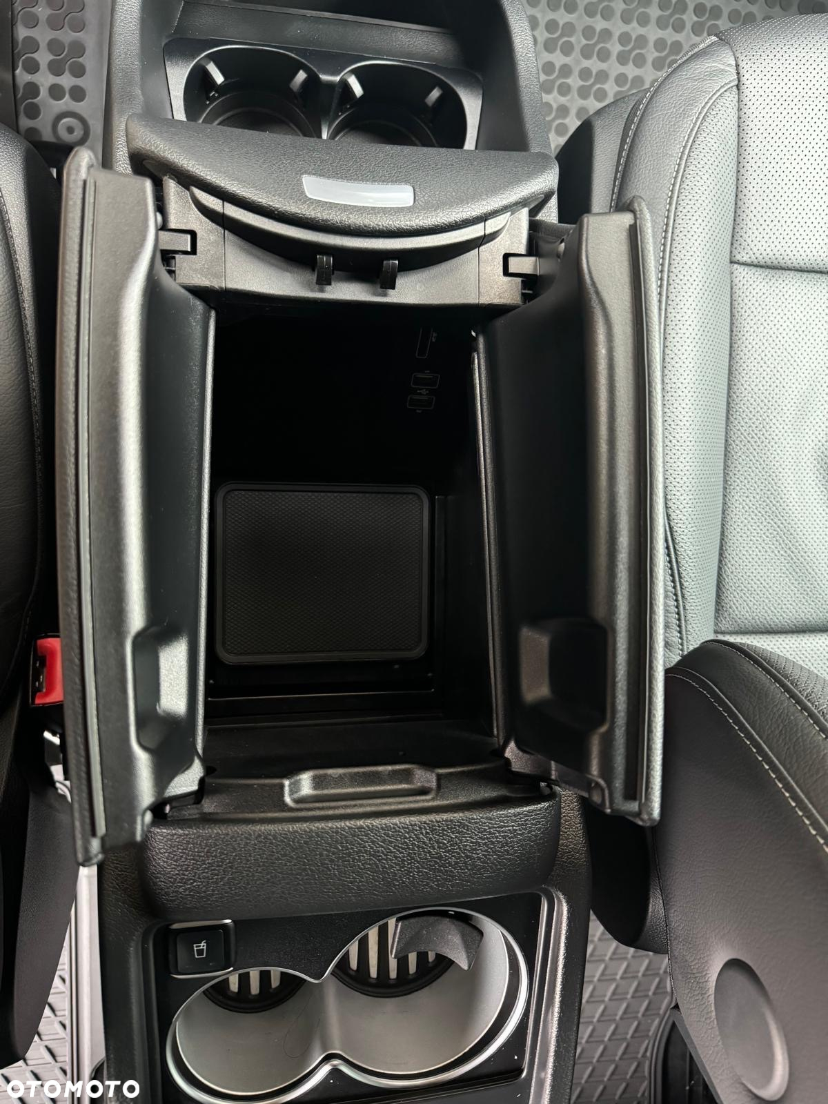 Mercedes-Benz Klasa V 250 d 4-Matic Exclusive 7G-Tronic - 31