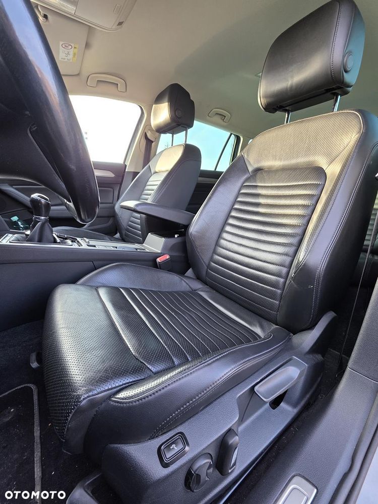 Volkswagen Passat Variant 2.0 TDI BMT 4Mot Highline - 12