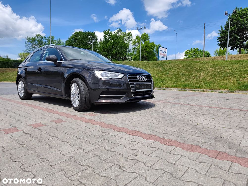 Audi A3 Sportback - 12