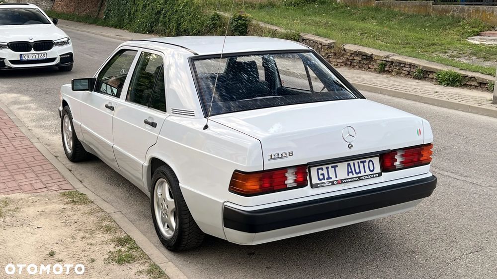 Mercedes-Benz W201 (190) - 14
