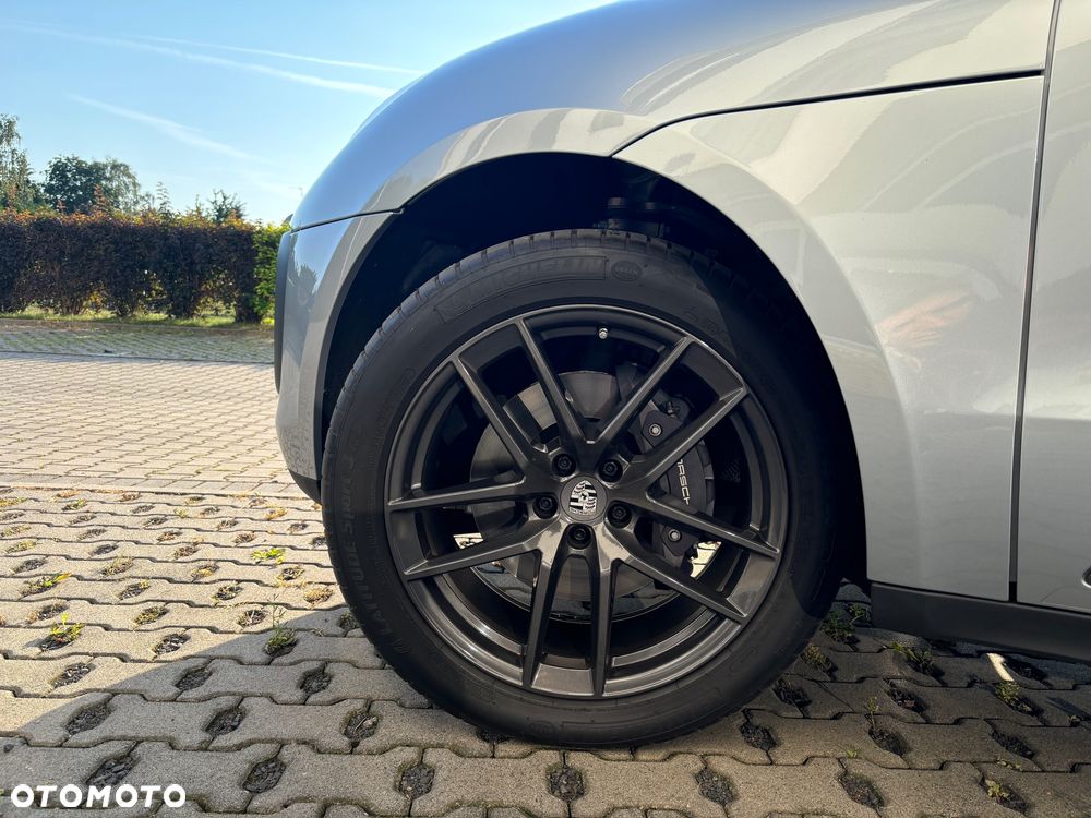 Porsche Macan T - 13