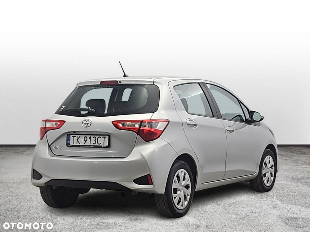 Toyota Yaris - 5