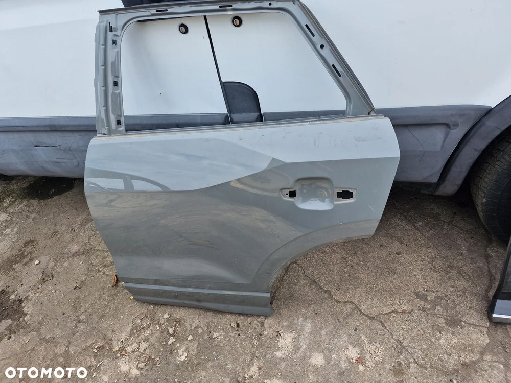 Drzwi lewy tył audi Q2 - 1