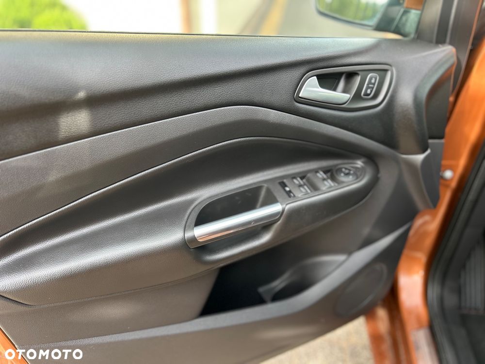 Ford Kuga 2.0 TDCi 4x4 ST-Line - 13