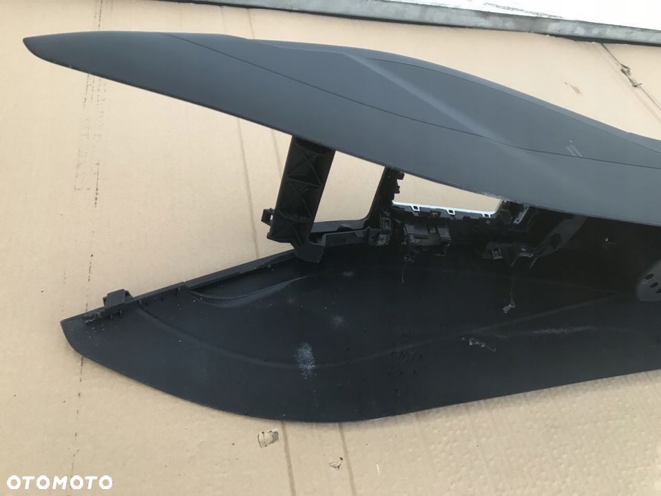 Tunel środkowy AUDI A4 B8 uchwyt na kubki napoje 8K0863244 - 13