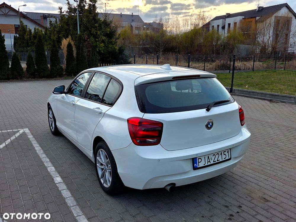 BMW Seria 1 114d - 4