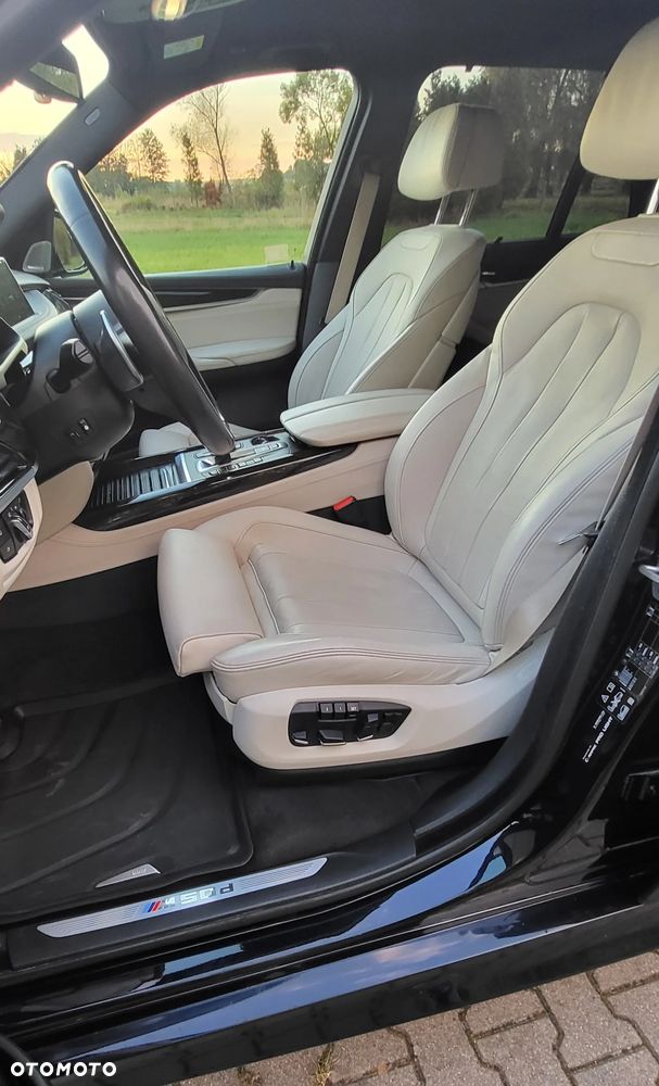 BMW X5 M M50d - 16