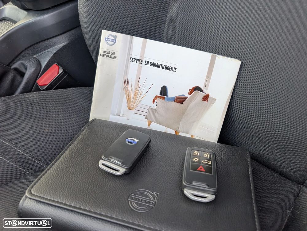 Volvo V40 D2 Momentum - 7