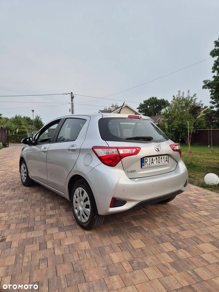 Toyota Yaris 1.5 Dynamic - 3