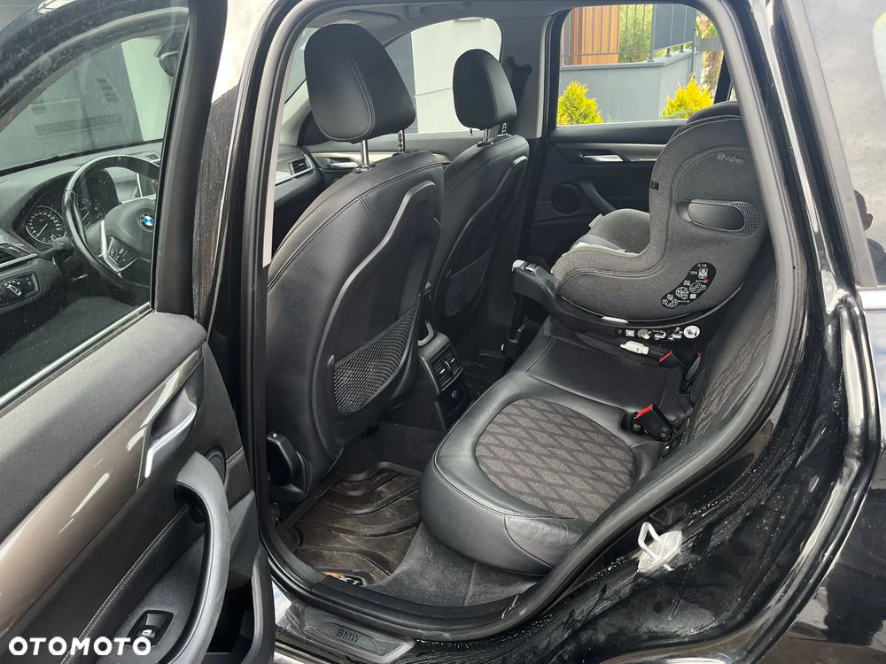 BMW X1 sDrive20i xLine - 10