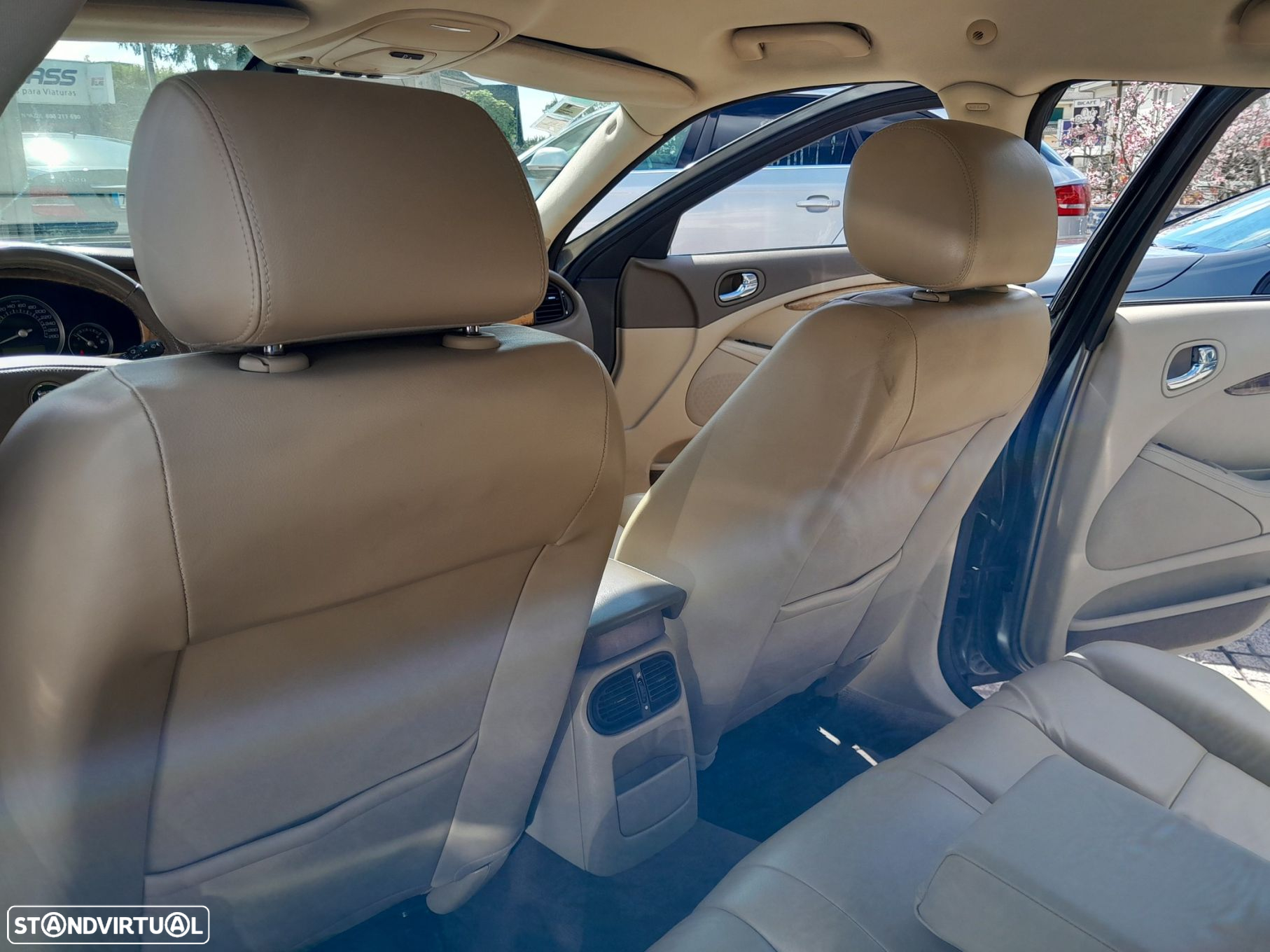Jaguar S-Type 2.7 D V6 Executive Auto. - 21