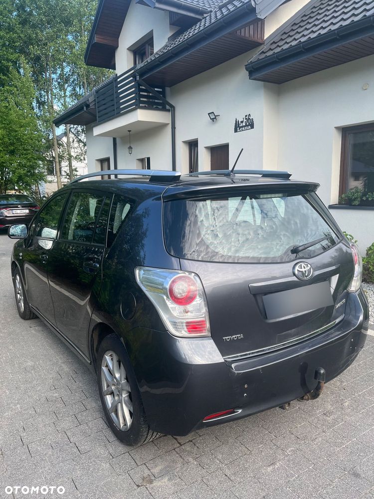 Toyota Verso 2.2 D-CAT Sol Plus NAVI 7os - 3