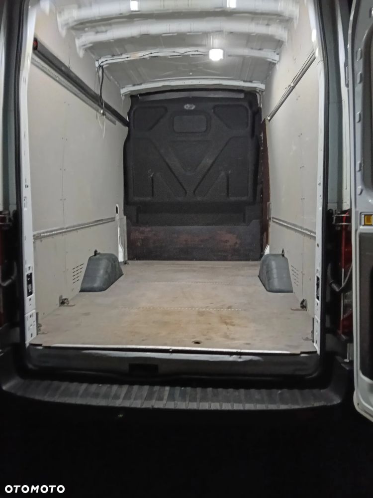 Ford Transit Mk8 - 18