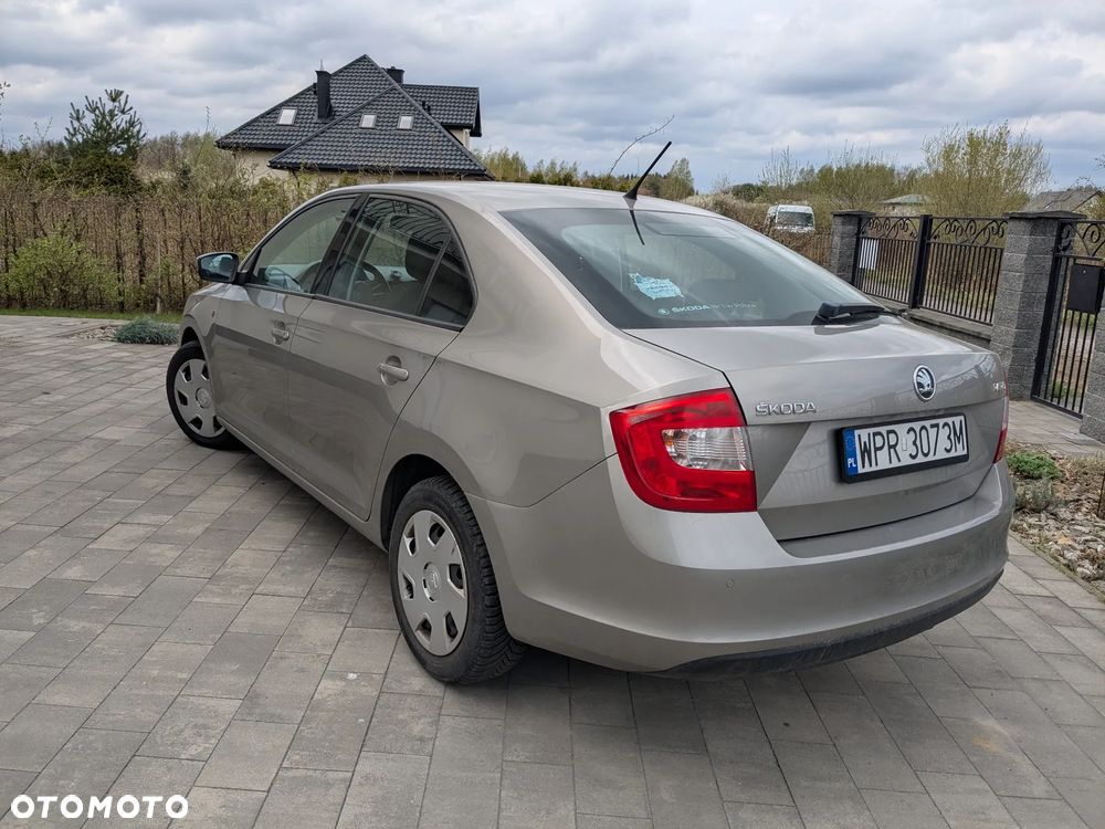 Skoda RAPID 1.2 TSI Ambition - 3