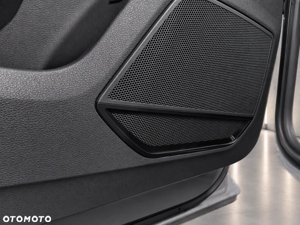 Audi Rs Q3 2022 photo 4