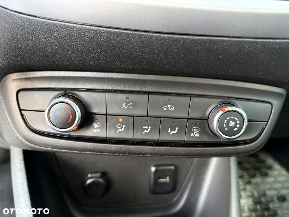 Opel Crossland X - 24