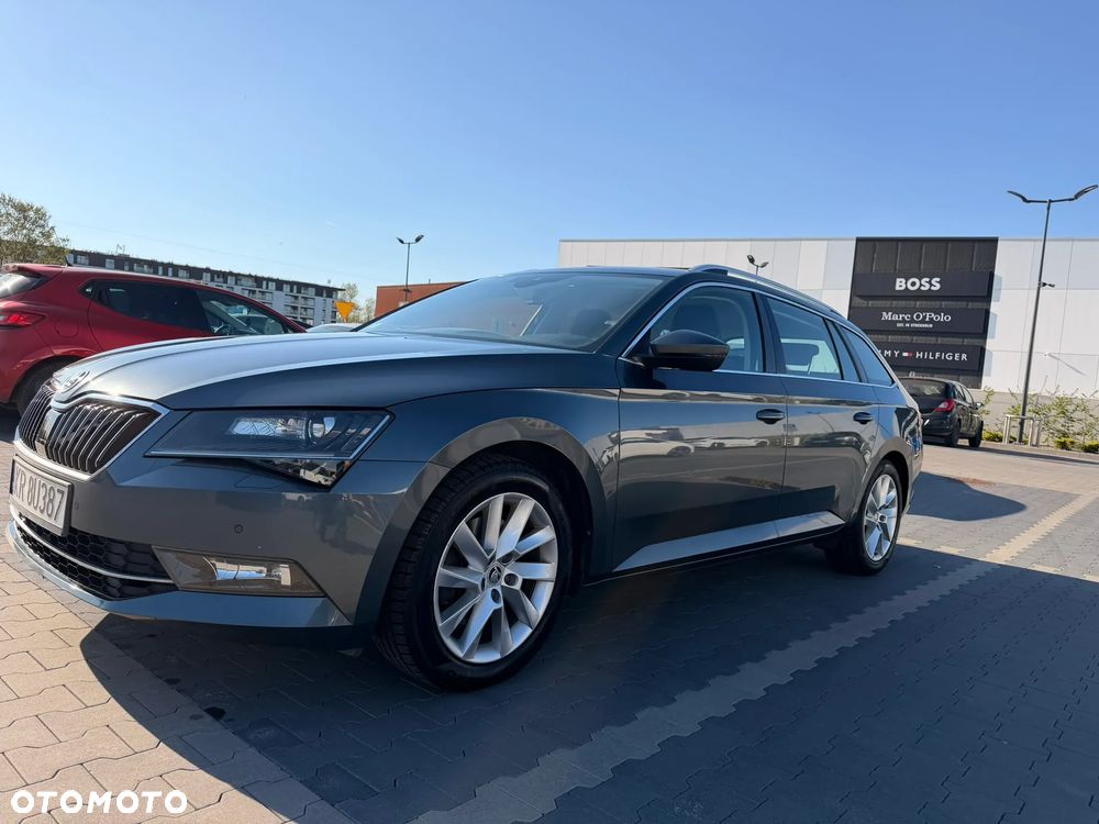 Skoda Superb 1.8 TSI Style - 16