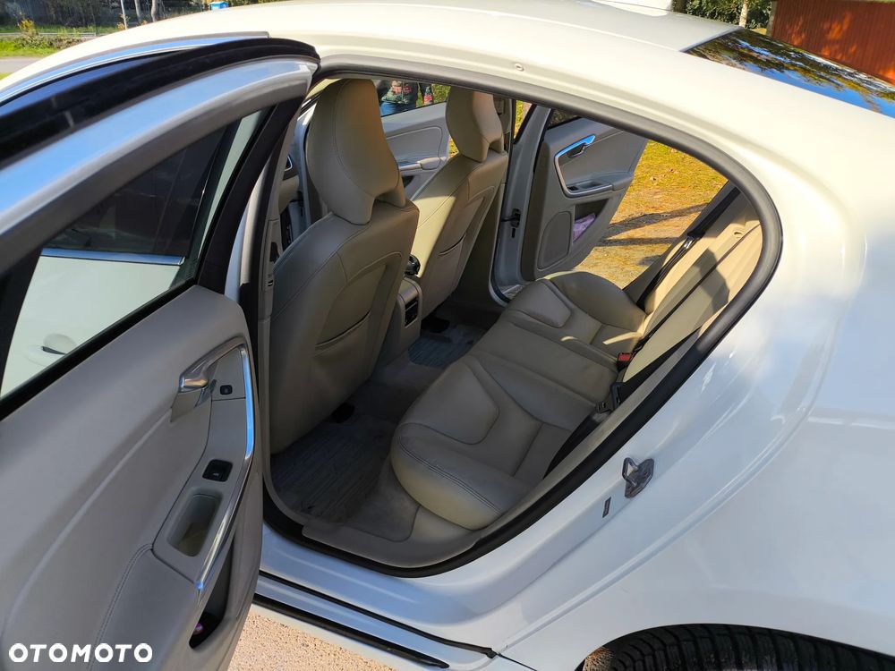 Volvo S60 - 6