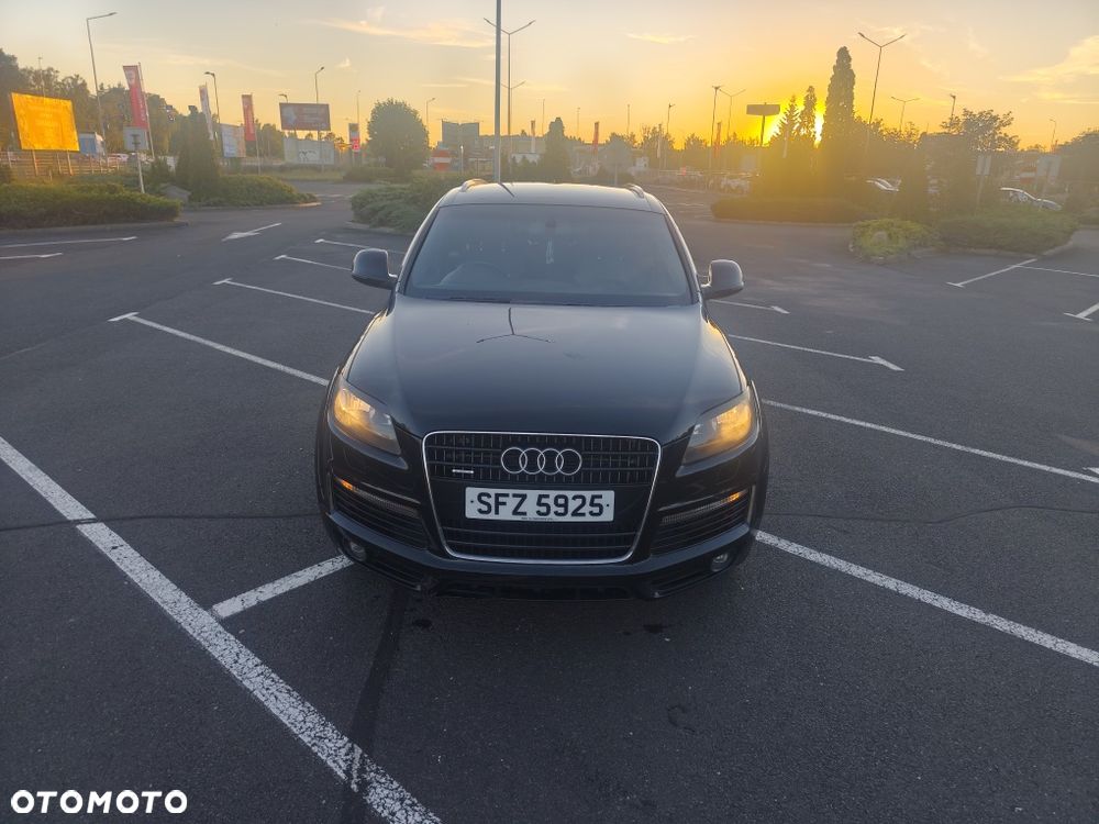 Audi Q7 - 6