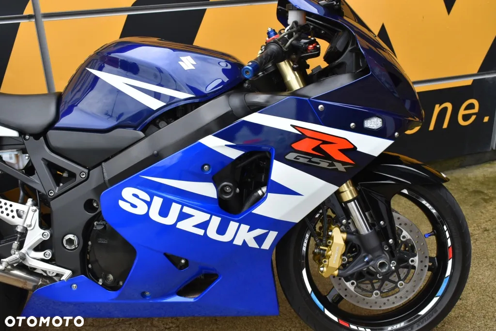 Suzuki GSX-R - 4