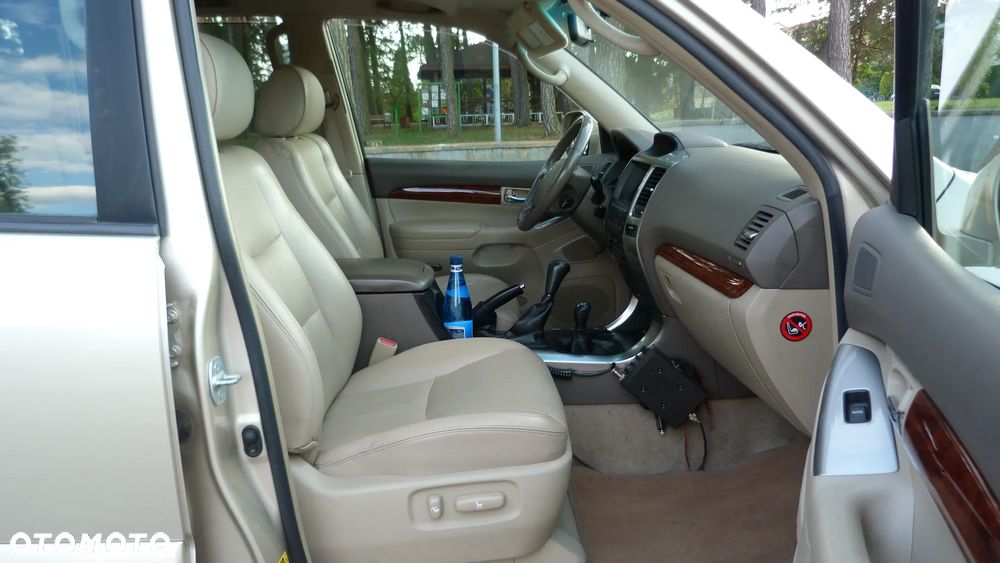 Toyota Land Cruiser 3.0 D Sol Platinium - 30