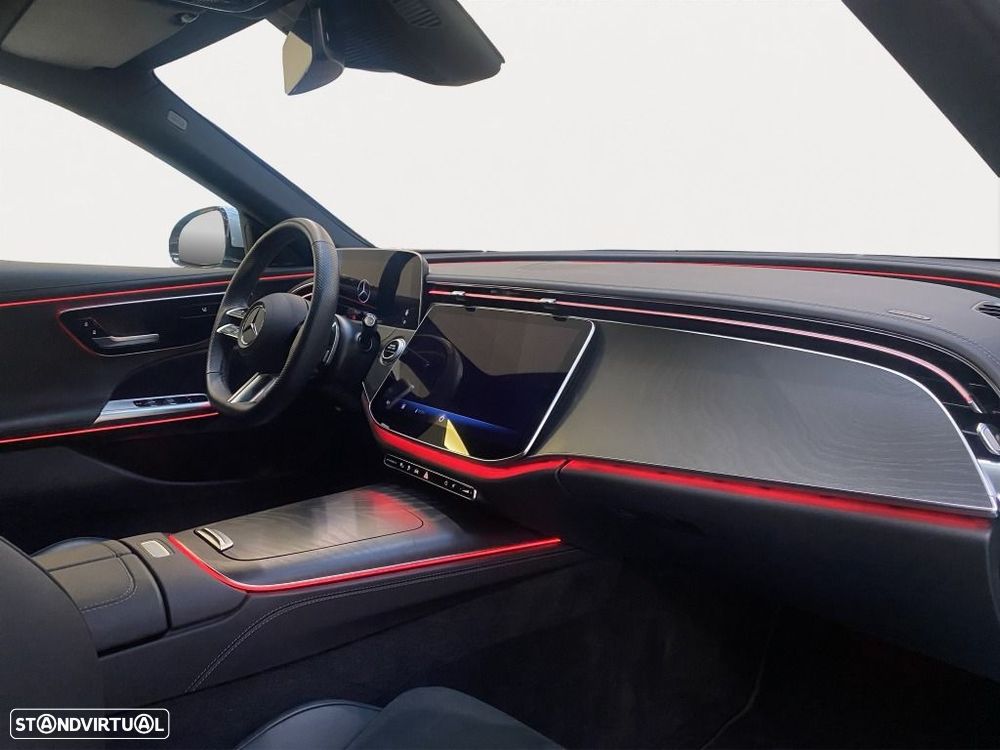 Mercedes-Benz E 300 - 12