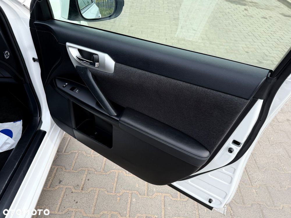 Lexus CT 200h Prestige - 17