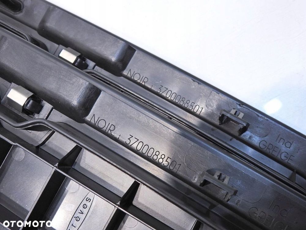 KLAPKA SCHOWKA PODŁOGI TYŁ SCENIC II - 7