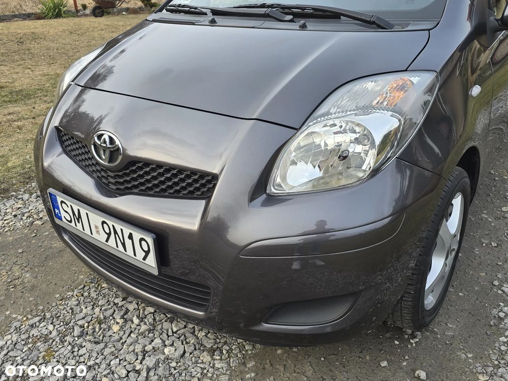 Toyota Yaris 1.33 Luna - 32