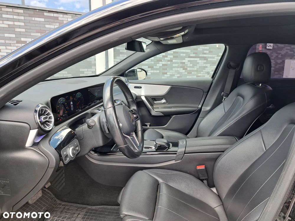 Mercedes-Benz Klasa A 250 4-Matic 7G-DCT - 12