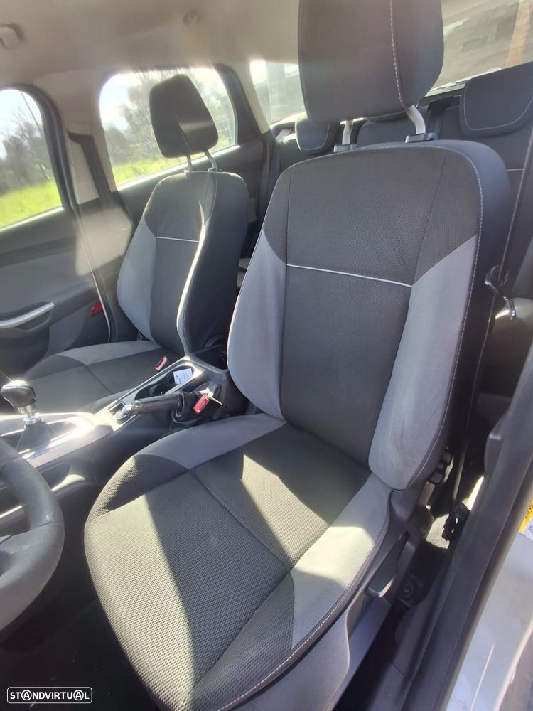 Ford Focus 1.6 TDCi Titanium Econetic SIP - 14