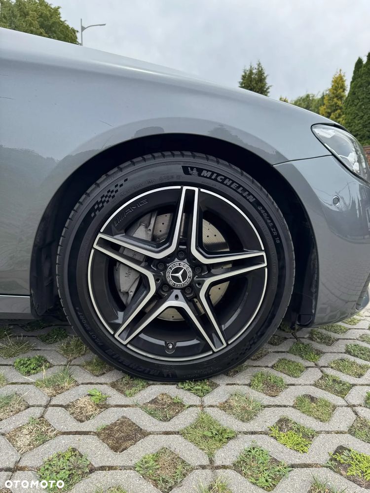Mercedes-Benz Klasa E 220 d 4Matic 9G-TRONIC AMG Line NIGHT Edition - 6