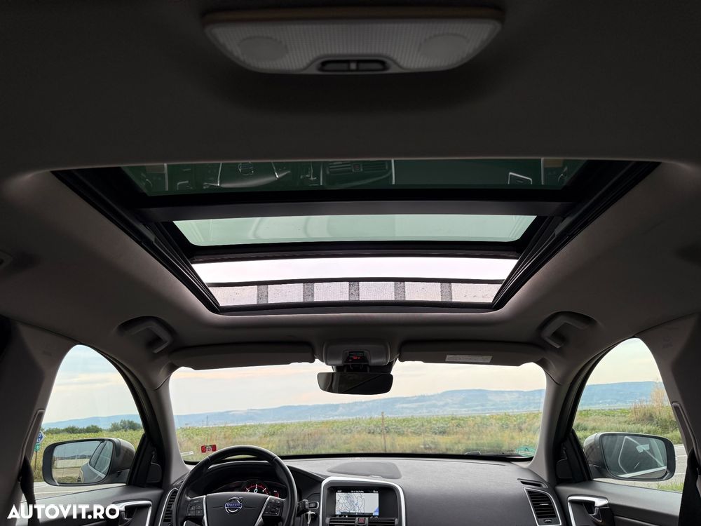 Volvo XC 60 D4 Momentum - 12