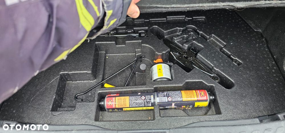 Toyota C-HR 1.8 Hybrid Style - 25